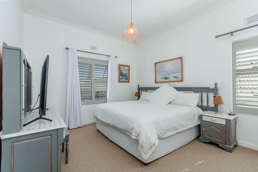 4 Bedroom Property for Sale in Pinehurst Western Cape